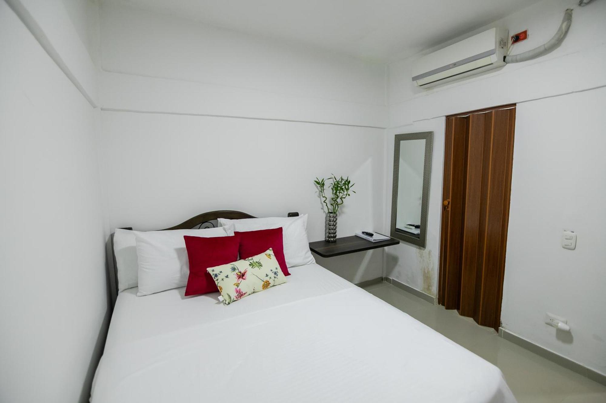 Hospedaje Rosa Blanca Cartagena Buitenkant foto